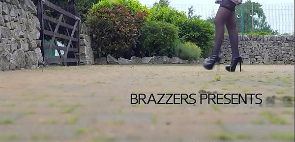  Brazzers - Brazzers Exxtra - Cock for Cox scene starring Stella Cox and Keiran Lee